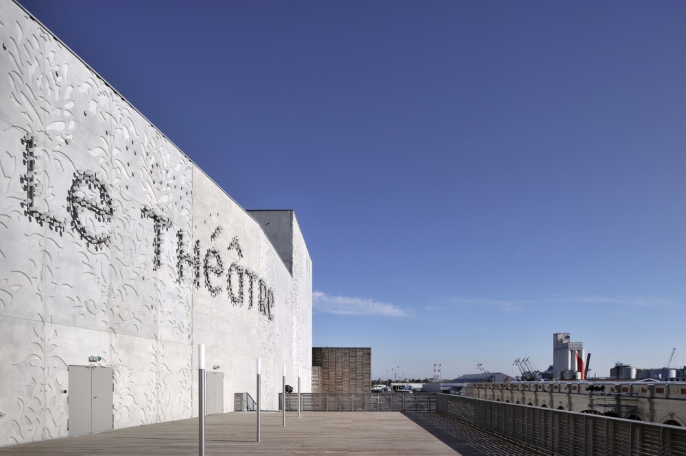 Saint-Nazaire Theatre / K-architectures