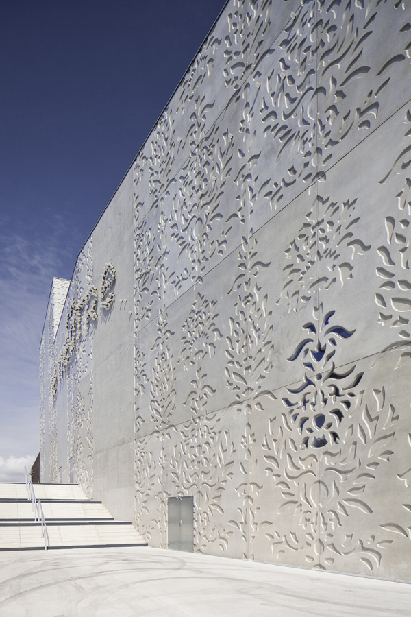 Saint-Nazaire Theatre / K-architectures