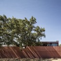 Three Courtyards House / Miguel Marcelino Three Courtyards House / Miguel Marcelino © FG+SG