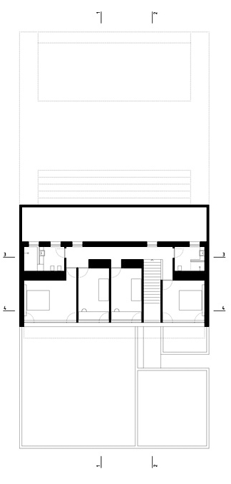 Three Courtyards House / Miguel Marcelino