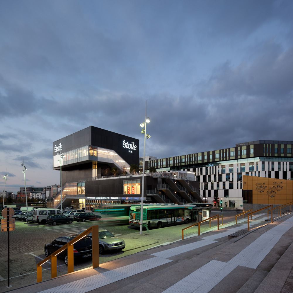 Etoile Lilas Cinema / Hardel et Le Bihan Architectes