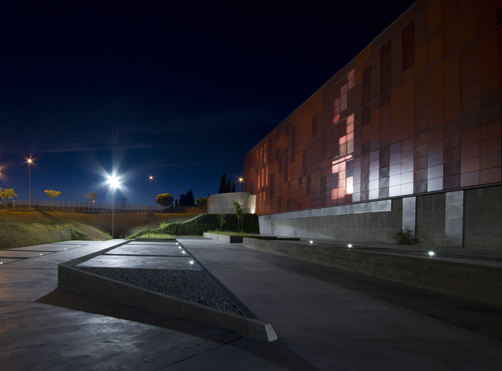 Institute of Functional Biology and Genomics / Mata y Asociados