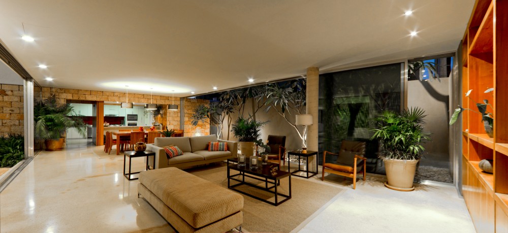 Montebello 332 / Jorge Bolio Arquitectura