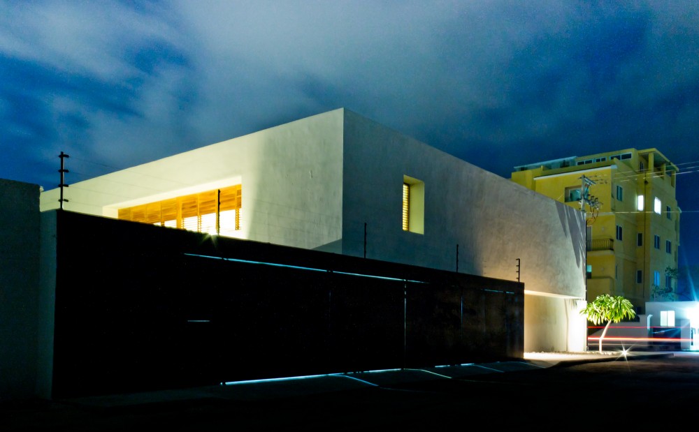 Montebello 332 / Jorge Bolio Arquitectura