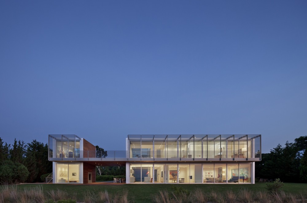 The Bay House / Roger Ferris + Partners