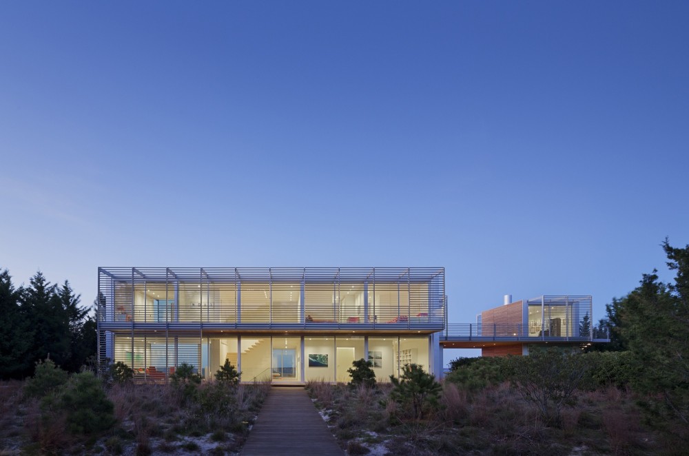 The Bay House / Roger Ferris + Partners