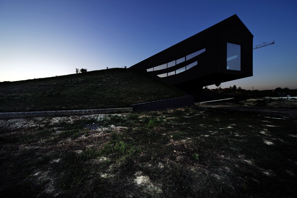 Somlo Winery Complex / Ekler Architect