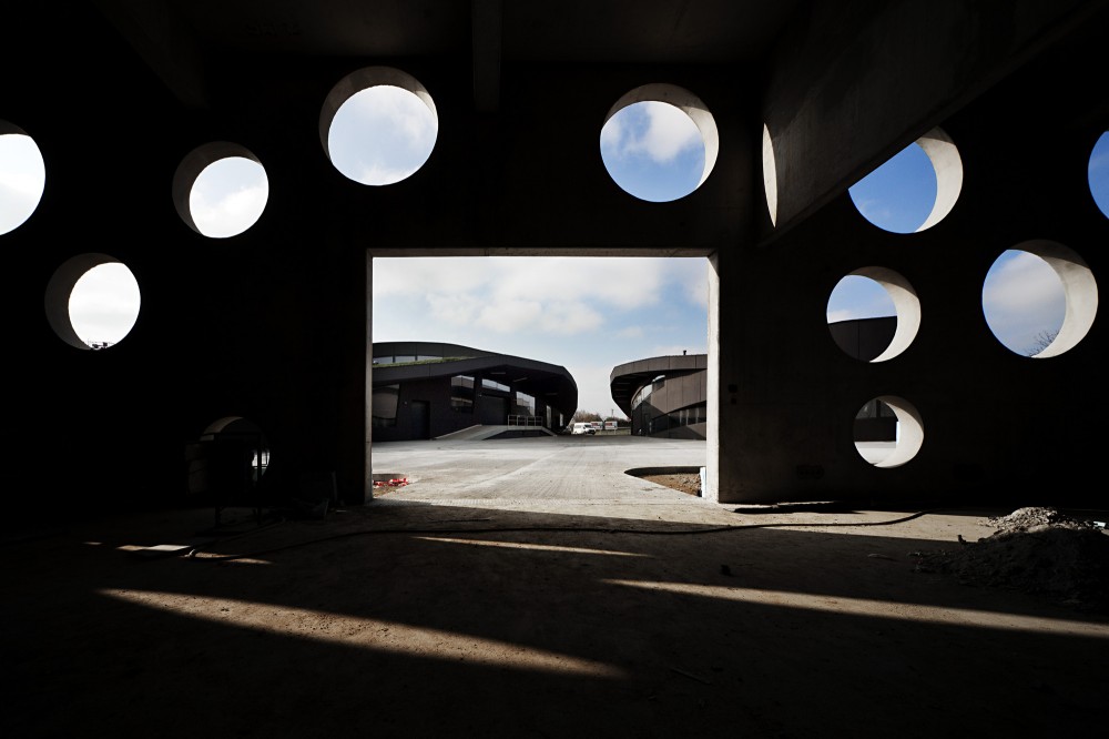 Somlo Winery Complex / Ekler Architect