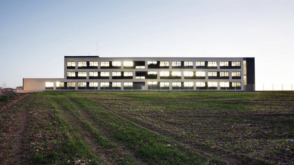 Font Del Roure Nursery / ONL Arquitectura