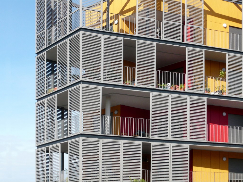 60 Dwellings Appartment Block for Fira 2000 / ONL Arquitectura
