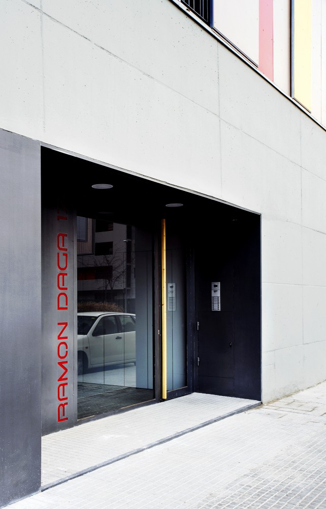 16 Social Housing for Granollers Town Hall / ONL Arquitectura