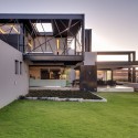 House Ber / Nico van der Meulen Architects © Barend Roberts