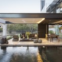 House Ber / Nico van der Meulen Architects © David Ross