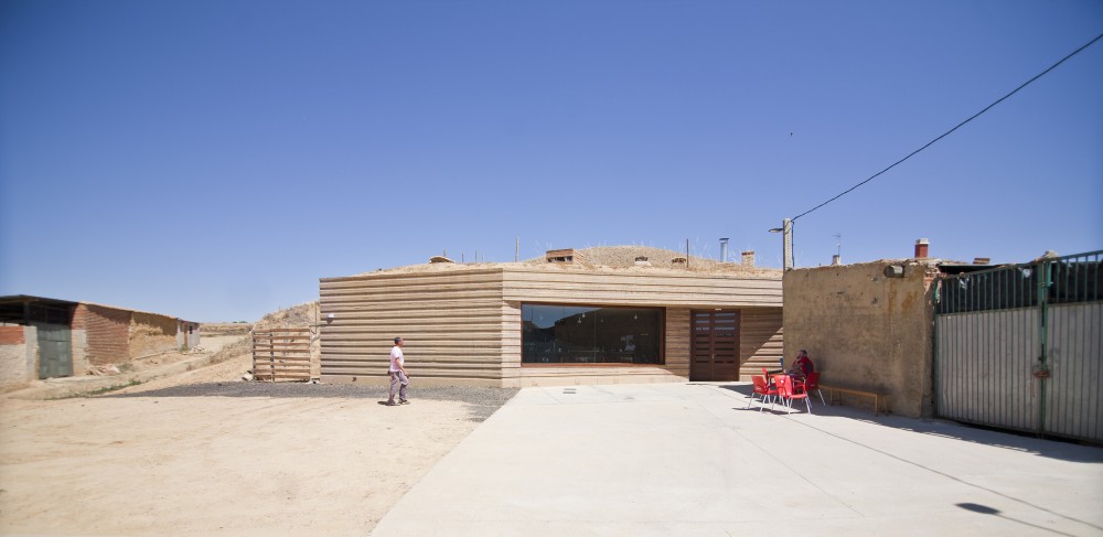 Castle Winery / Moral Arquitectura