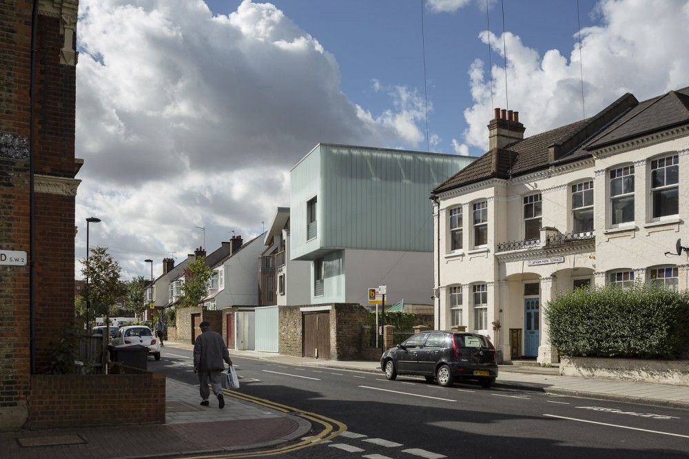 Slip House / Carl Turner Architects