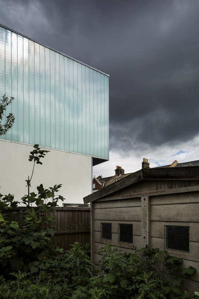 Slip House / Carl Turner Architects