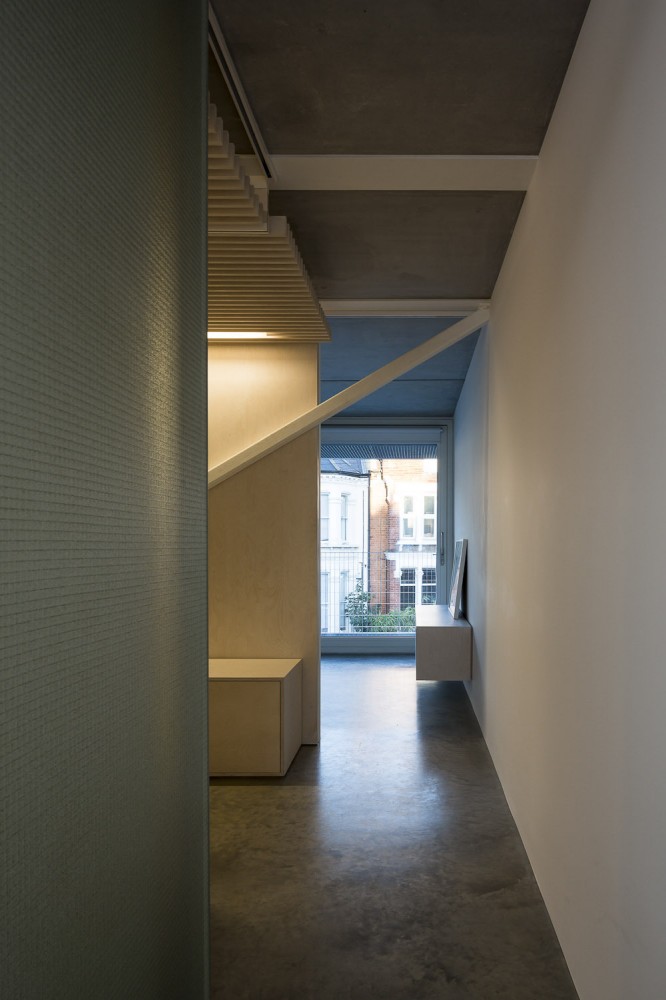 Slip House / Carl Turner Architects