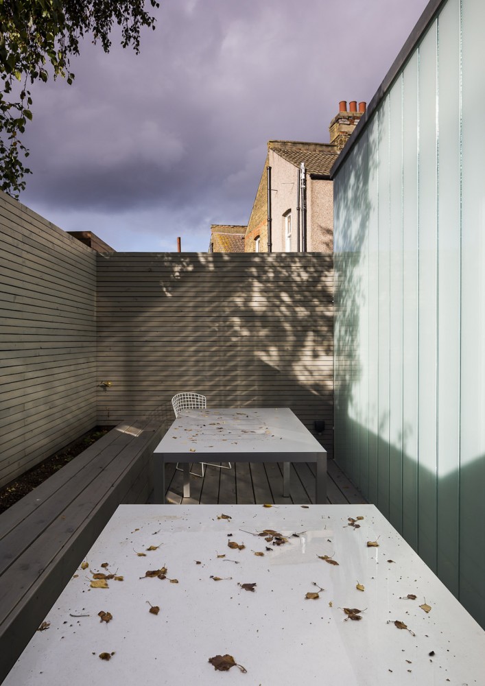 Slip House / Carl Turner Architects