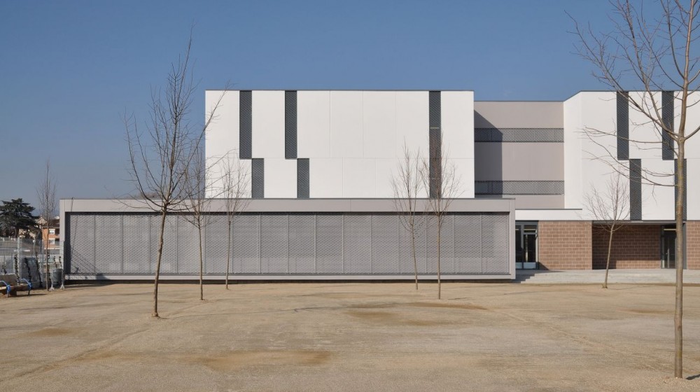 Secondary School Pla Marcel / Lluís Vendrell