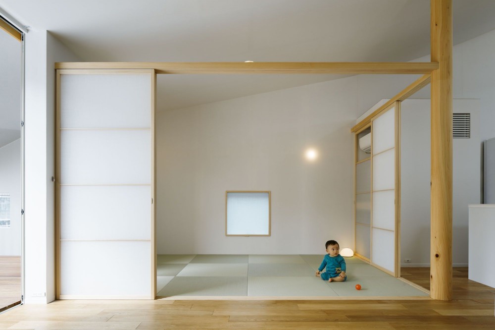 House H / mattch