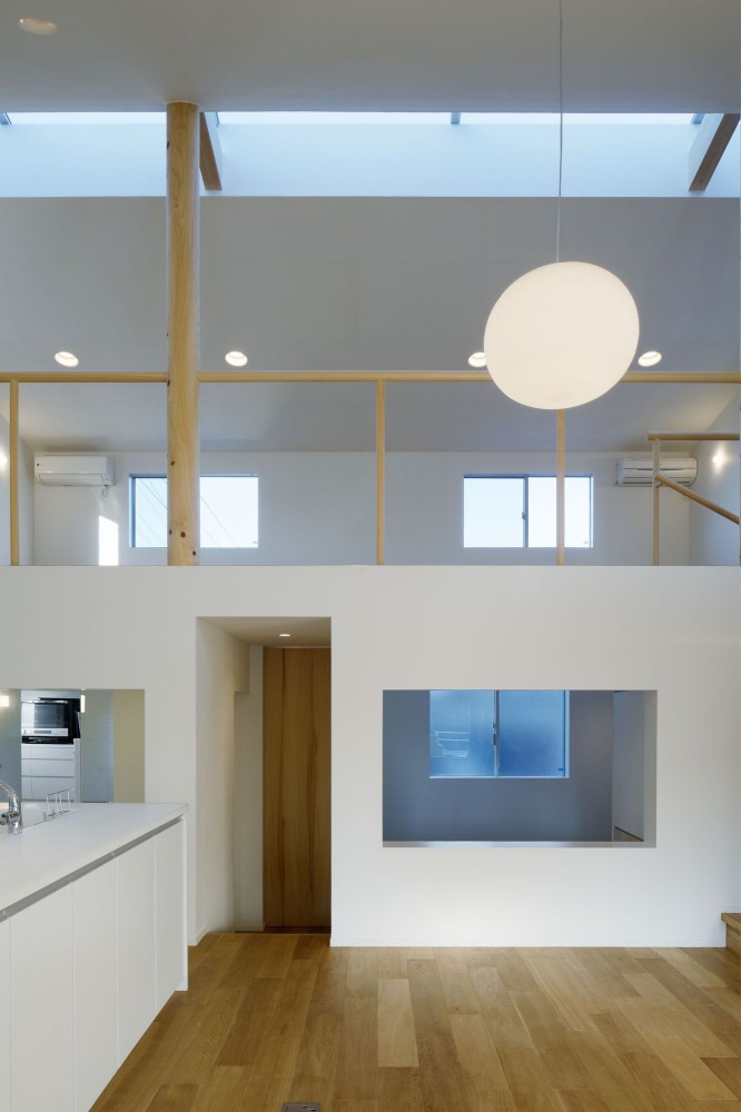 House H / mattch
