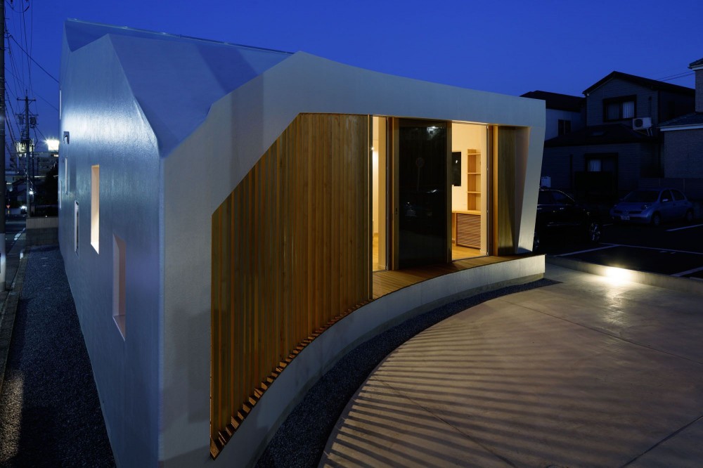 House H / mattch