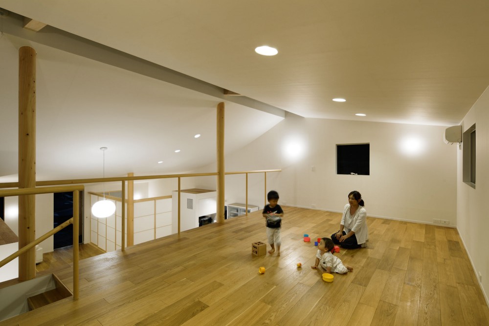 House H / mattch