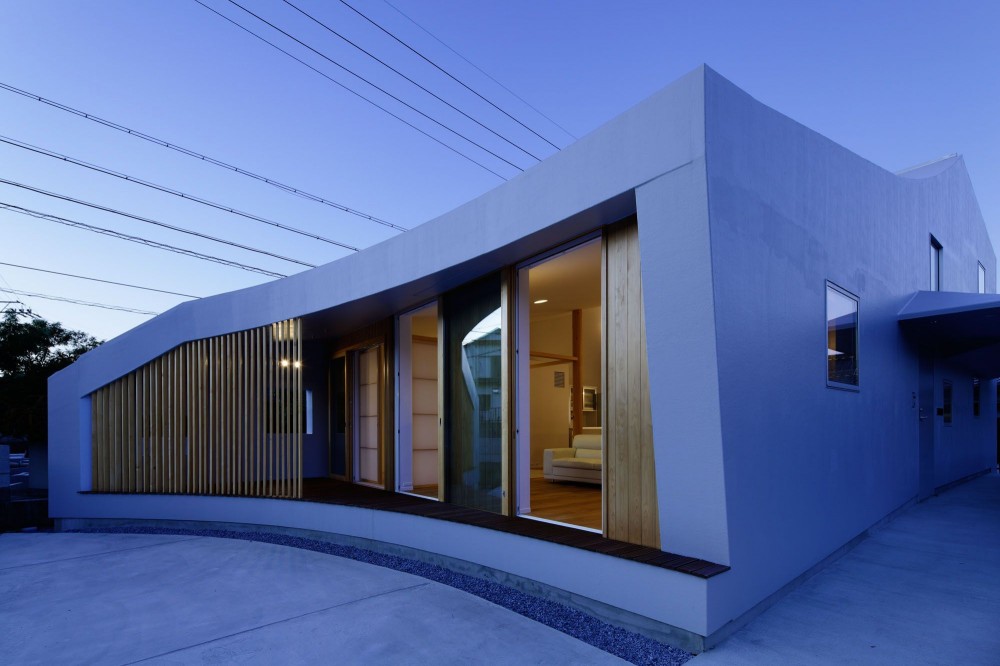 House H / mattch