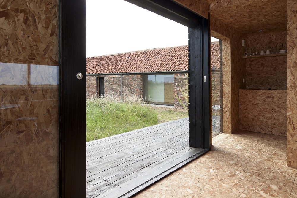 Stealth Barn / Carl Turner Architects