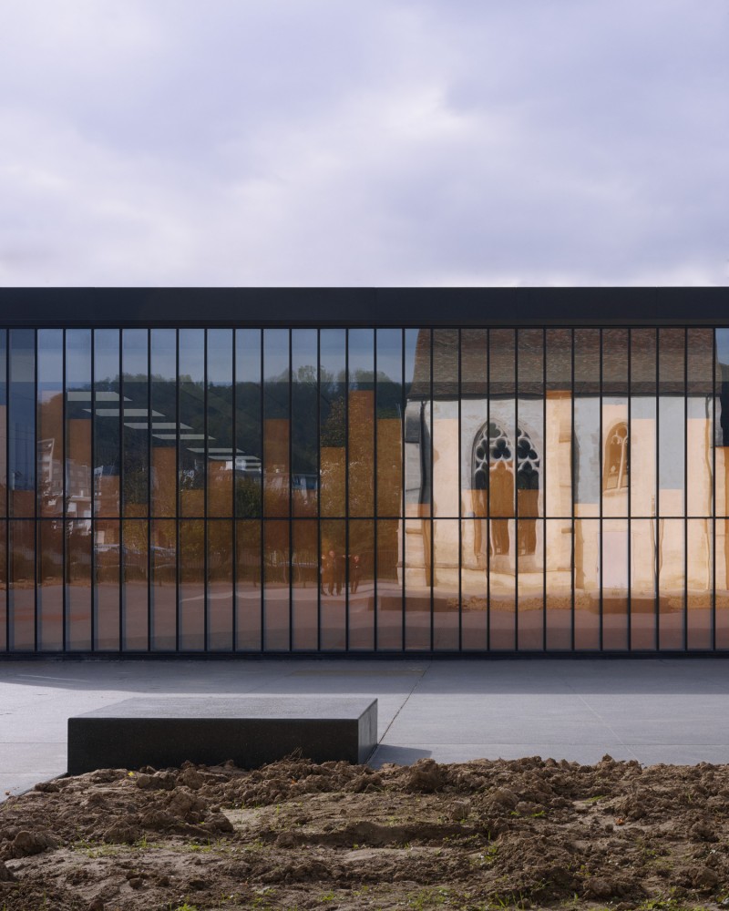 Gymnasium and Town Hall Esplanade / LAN Architecture
