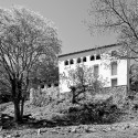 Reconstruction of an Old Rural Mansion / Dot Arquitectes Reconstruction of an Old Rural Mansion / Dot Arquitectes © Adrià Goula