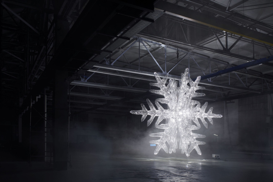 UNICEF Snowflake / Ingo Maurer + Baccarat