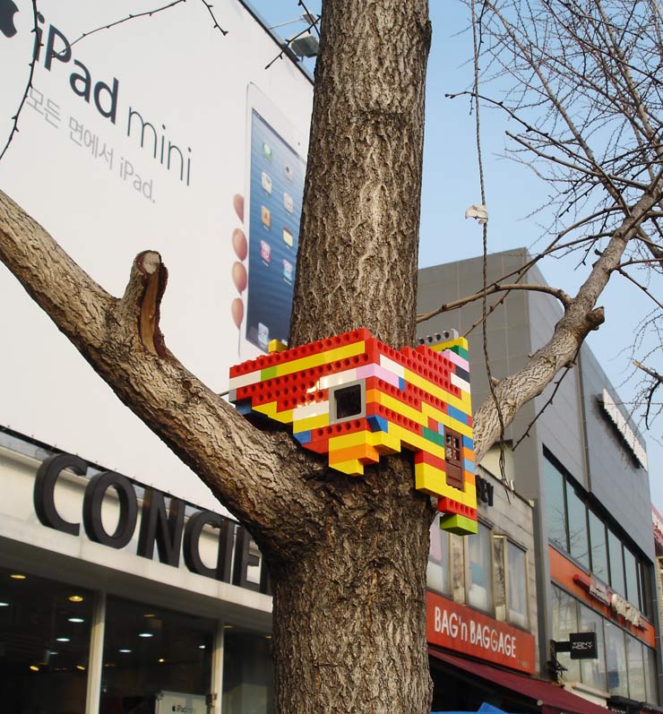 Lego Housing Units on the Street / Jaye Moon
