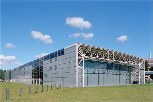 Norman Foster’s Sainsbury Centre Listed (1)
