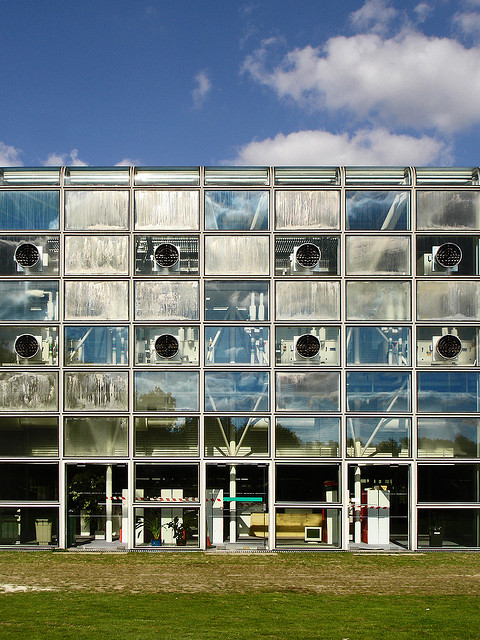 Norman Foster’s Sainsbury Centre Listed