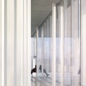 Louvre Lens / SANAA + Imrey Culbert (11) Louvre Lens / SANAA + Imrey Culbert (11) © Julien Lanoo