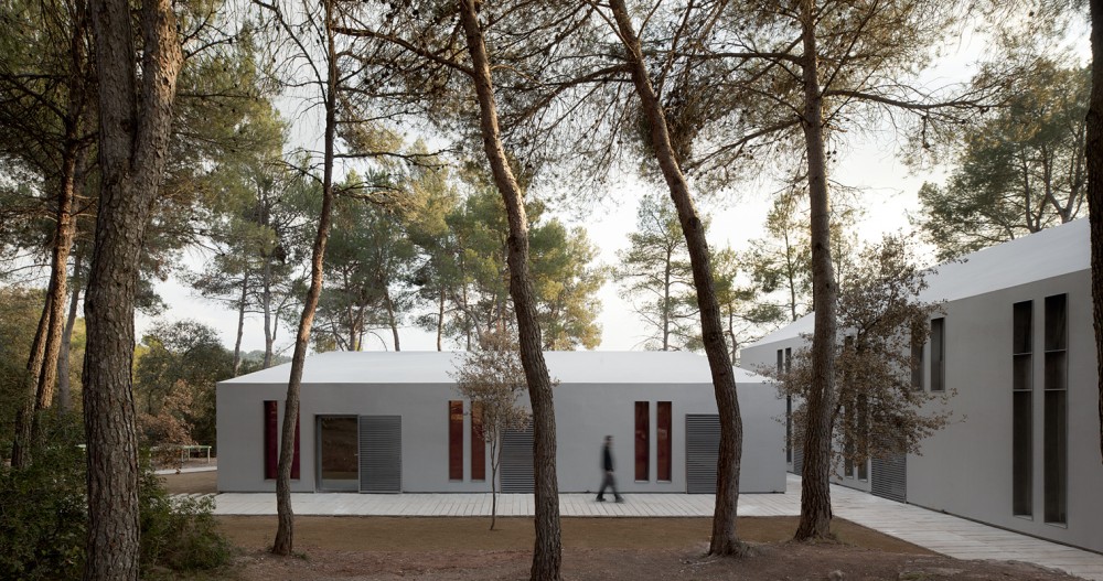 Colonial Viladoms Houses / OAB