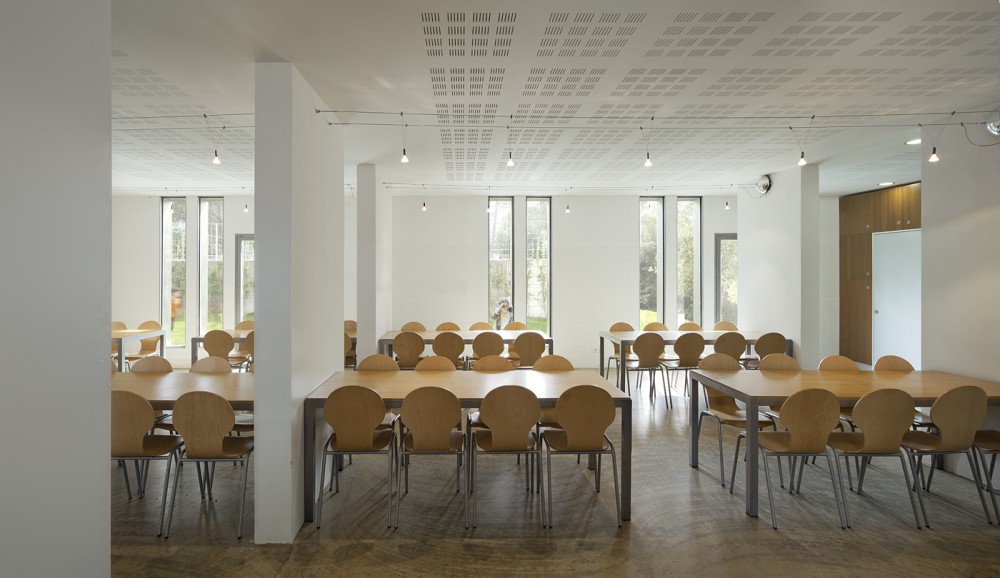 Colonial Viladoms Houses / OAB