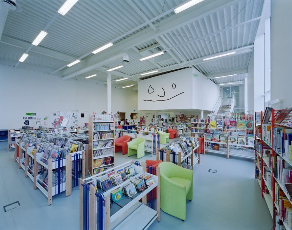Cultural Center Pontault Combault  / Archi5