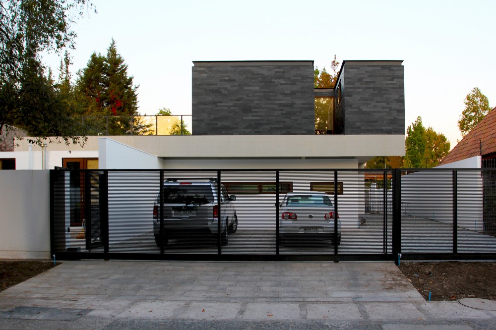 Cadaques House Remodeling / Altamirano Armanet Arquitectos