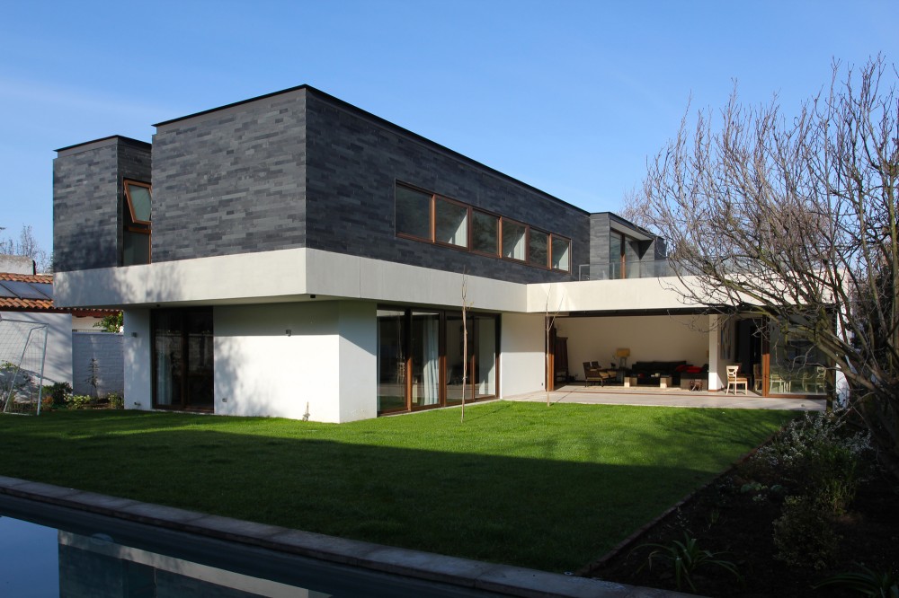 Cadaques House Remodeling / Altamirano Armanet Arquitectos