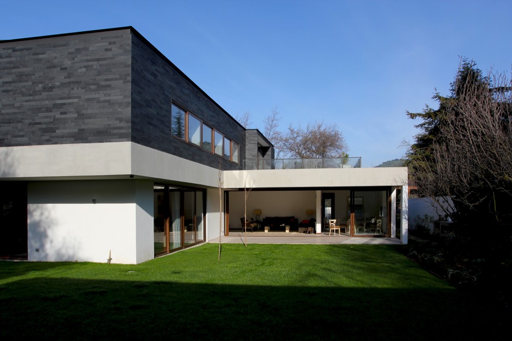 Cadaques House Remodeling / Altamirano Armanet Arquitectos