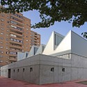 C.E.I.P Multi use Room / Raúl del Valle C.E.I.P Multi use Room / Raúl del Valle © Miguel de Guzmán