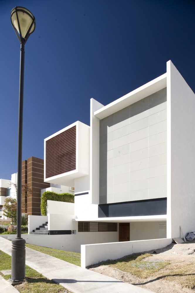 HG House / Agraz Architects