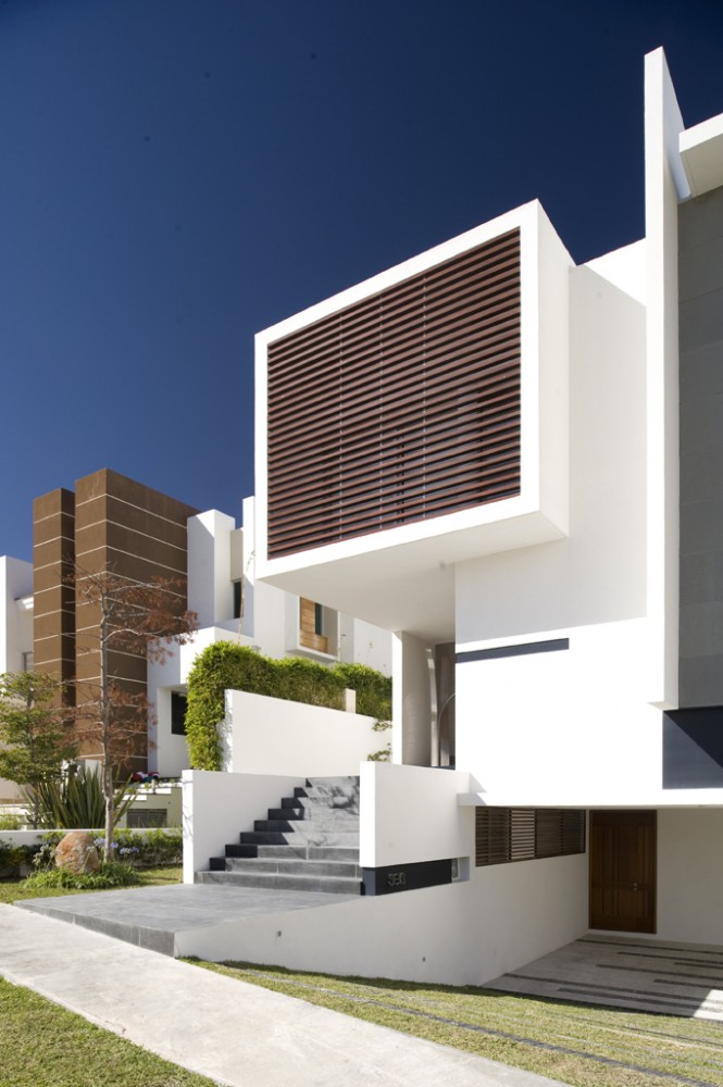 HG House / Agraz Architects