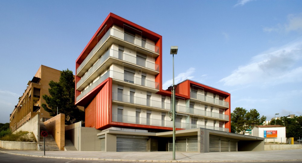Social Housing Building in Tarragona / Aguilera Guerrero