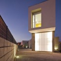 Casa Cuartel Guardia Civil de Malpartida de Plasencia / MUDAARQUITECTURA Casa Cuartel Guardia Civil de Malpartida de Plasencia / MUDAARQUITECTURA © Juan Carlos Quindós