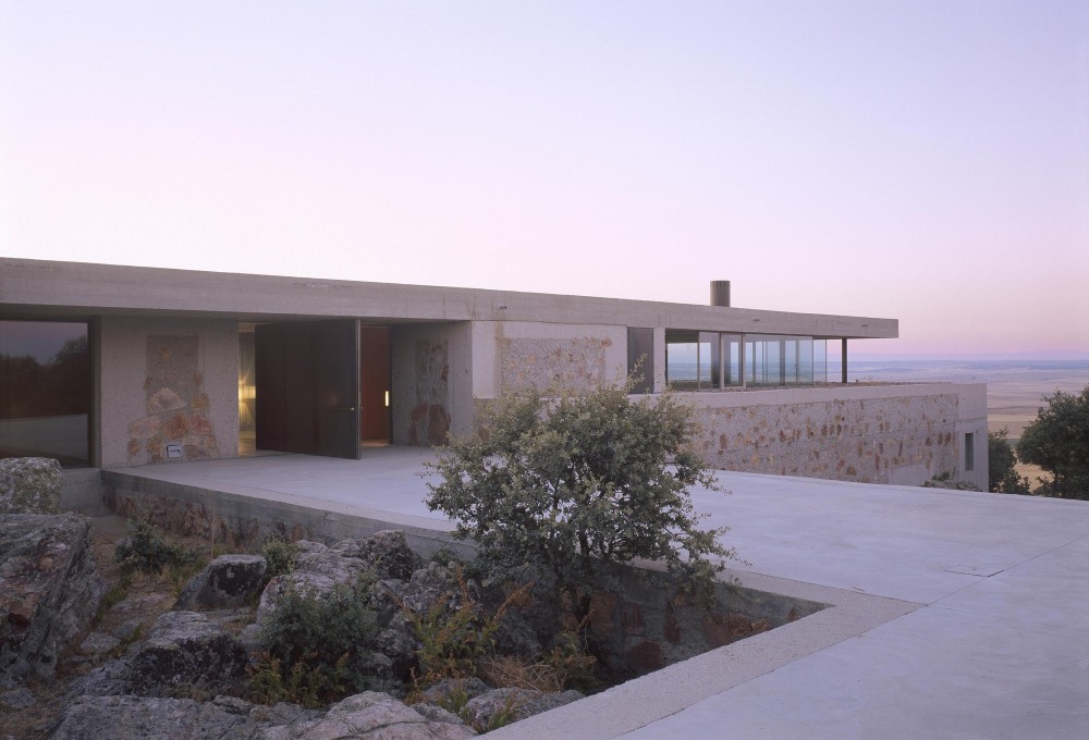 Skyline House / Jesus Aparicio Architecture Studio