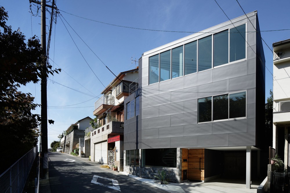House N / mattch