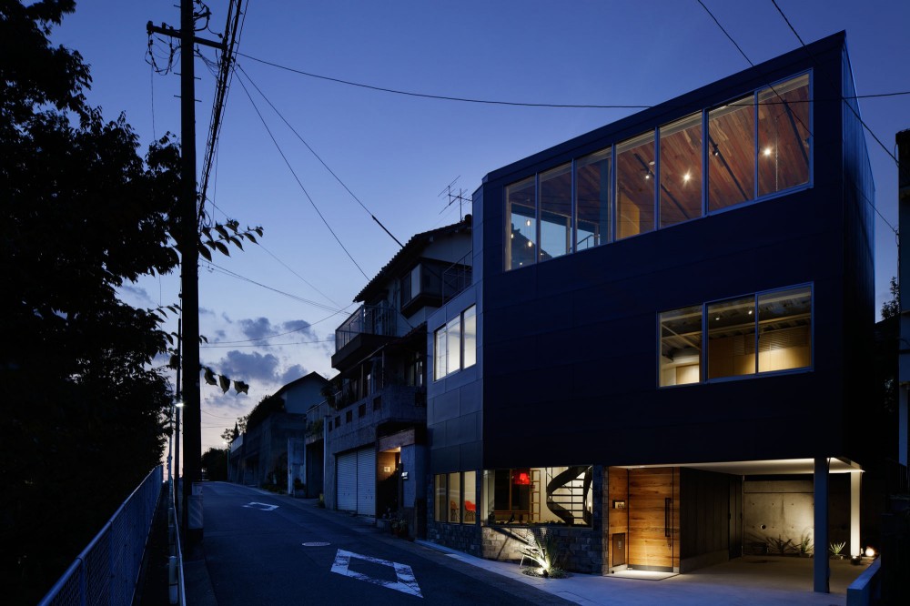 House N / mattch
